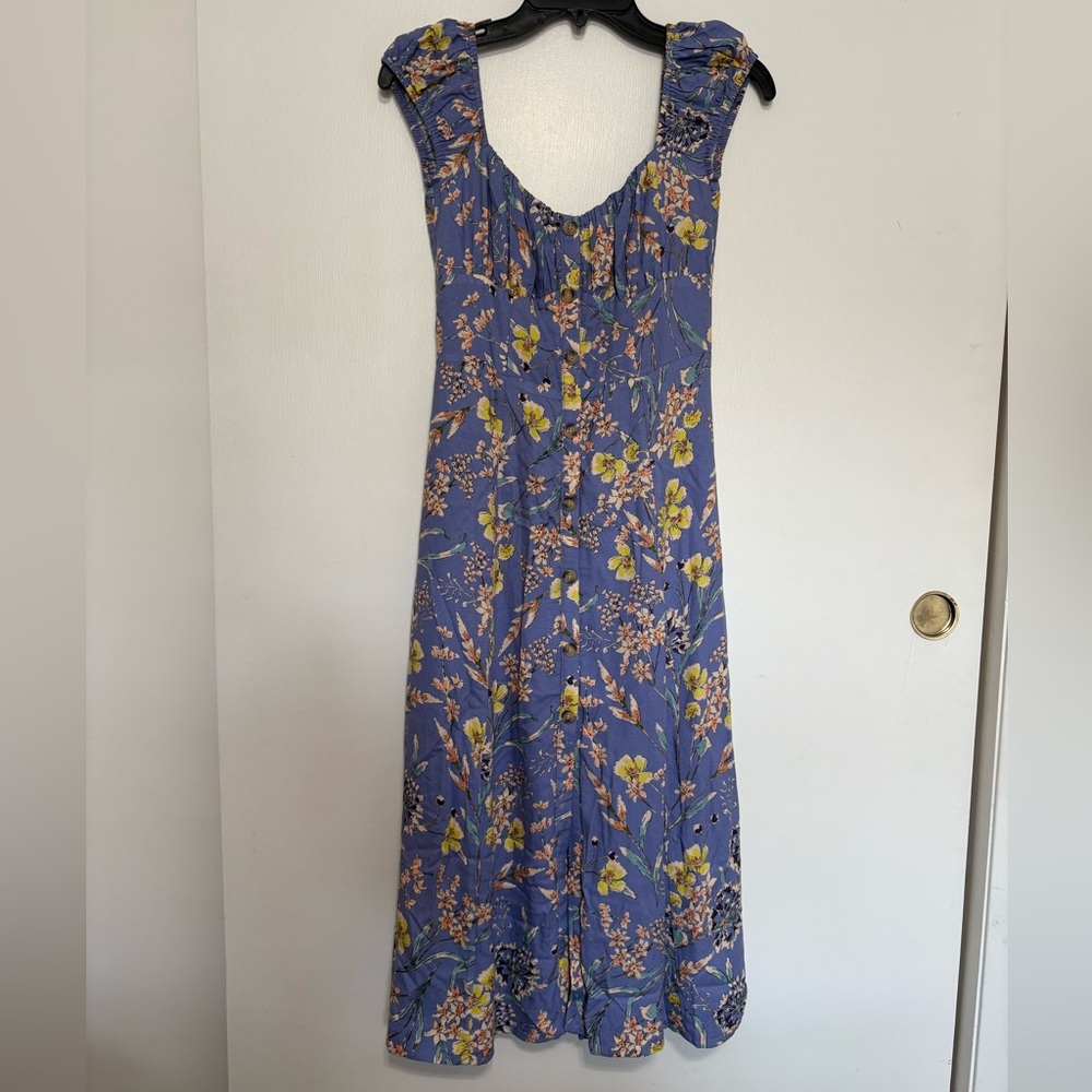 ASTR the Label Bonjour Button Front Dress in Periwinkle Multi Floral - Picture 2 of 7